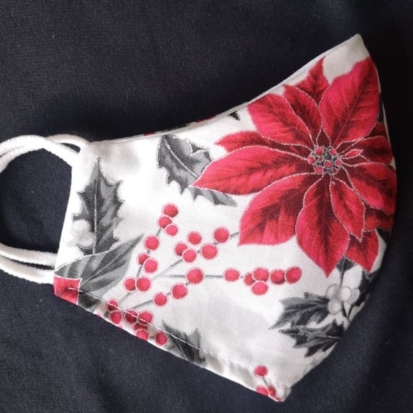 Red Silver Gilding Poinsettia Christmas Handmade Face Mask Masque 100% Cotton - Picture 1 of 3